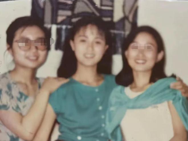 画家祖籍无锡父亲为了母亲留在青岛开元棋牌朱媛媛家庭情况曝光哥是(图2)